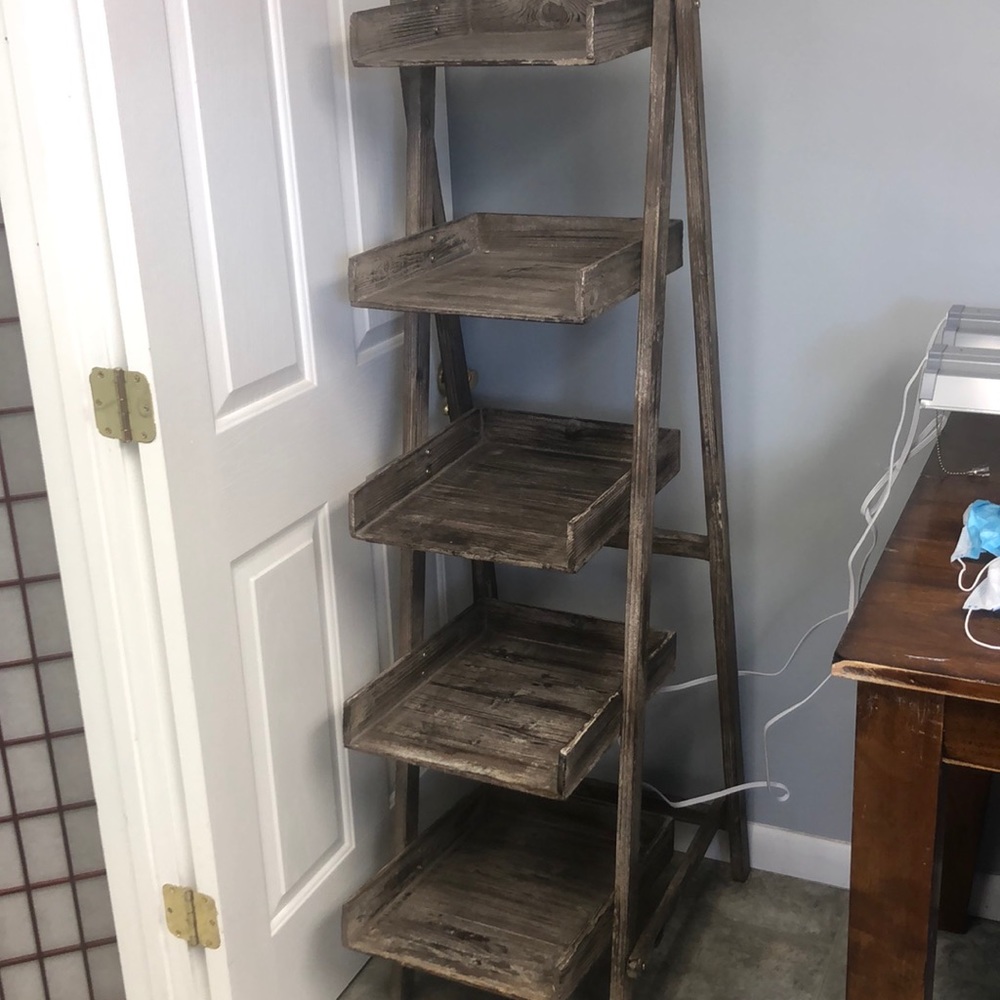 Shelf